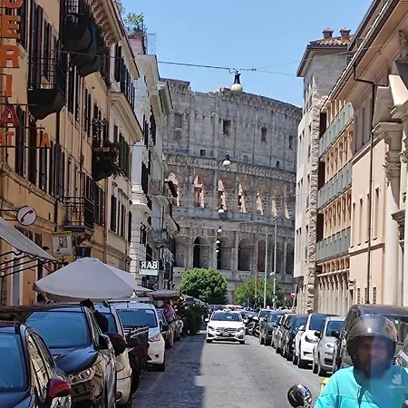 Apartmán 150 M Dal Colosseo - Minerva Řím